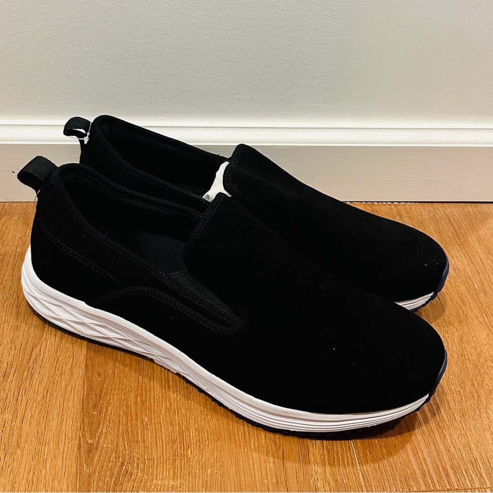 🆕wob Vionic Slip ons, black, Sz 11